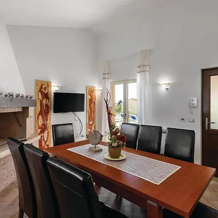 Amazing In With Sauna Holiday home Vodnjan